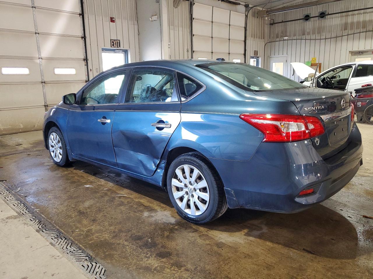 2017 NISSAN SENTRA SV photo 3
