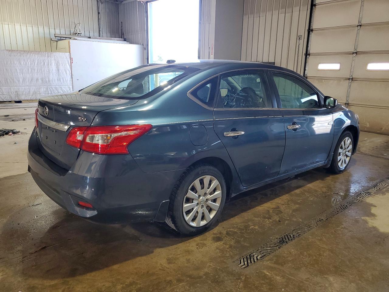2017 NISSAN SENTRA SV photo 5