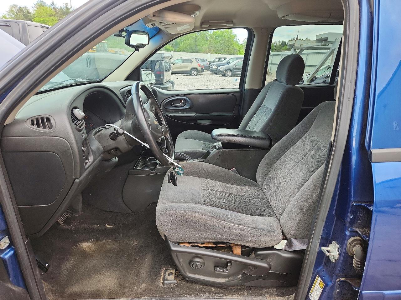 2005 CHEVROLET TRAILBLAZER EXT LS photo 13