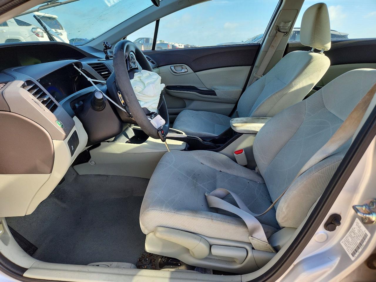 2012 HONDA CIVIC LX photo 7