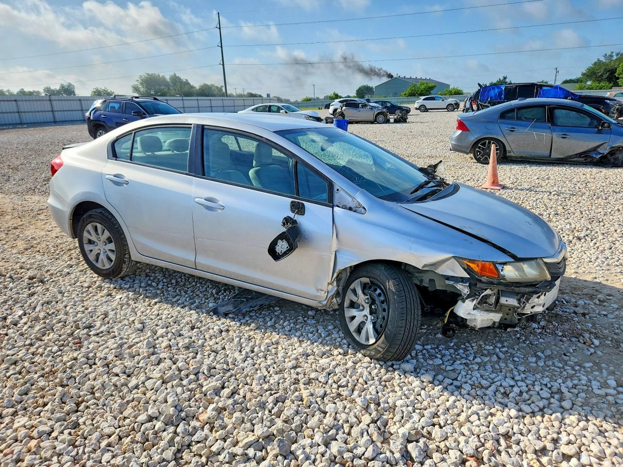 2012 HONDA CIVIC LX photo 4