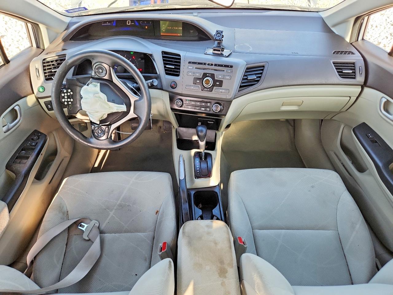 2012 HONDA CIVIC LX photo 8