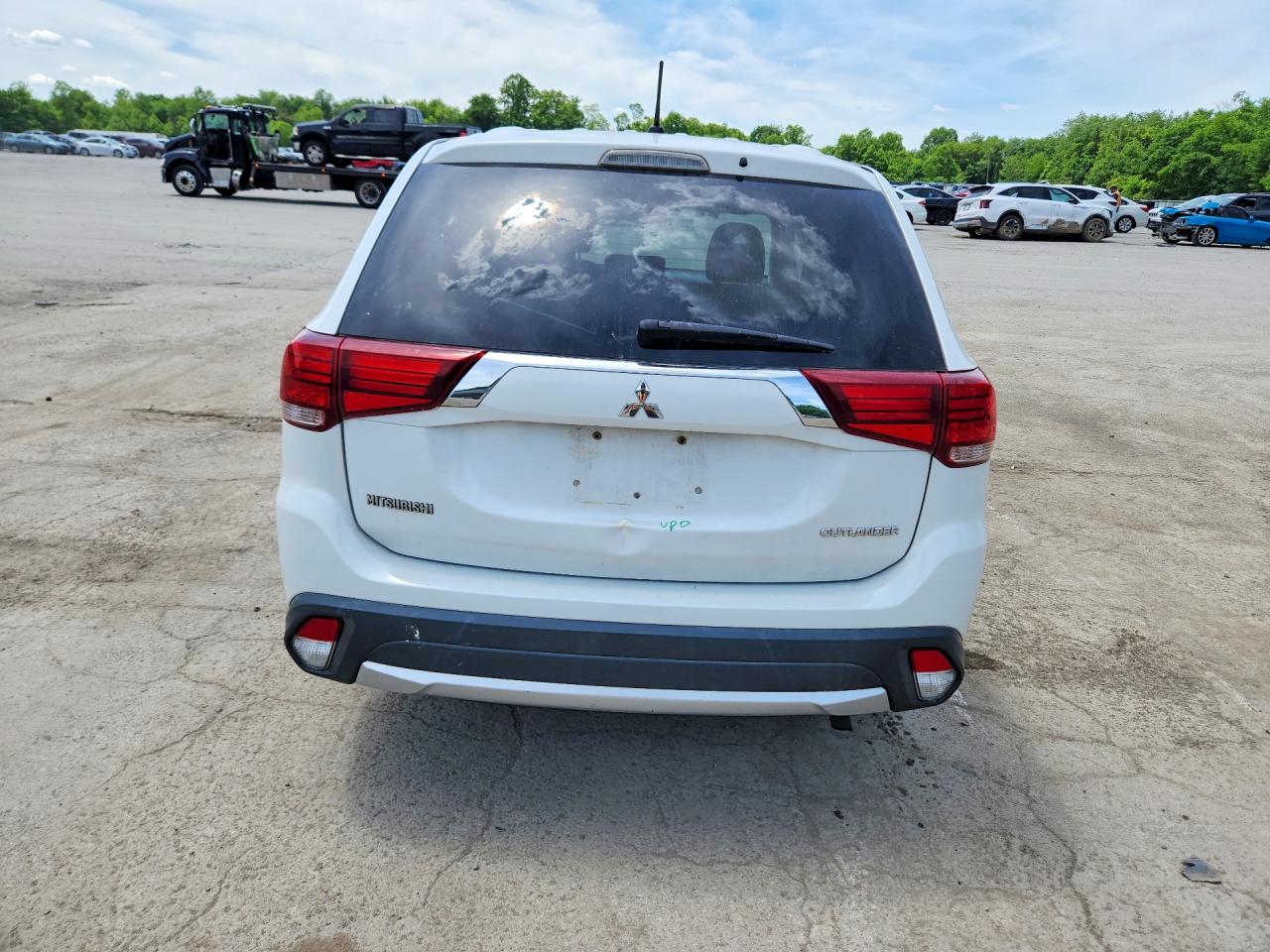 2016 MITSUBISHI OUTLANDER SE photo 11