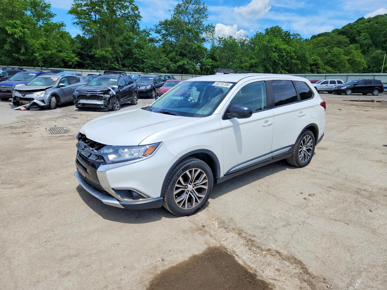 2016 MITSUBISHI OUTLANDER