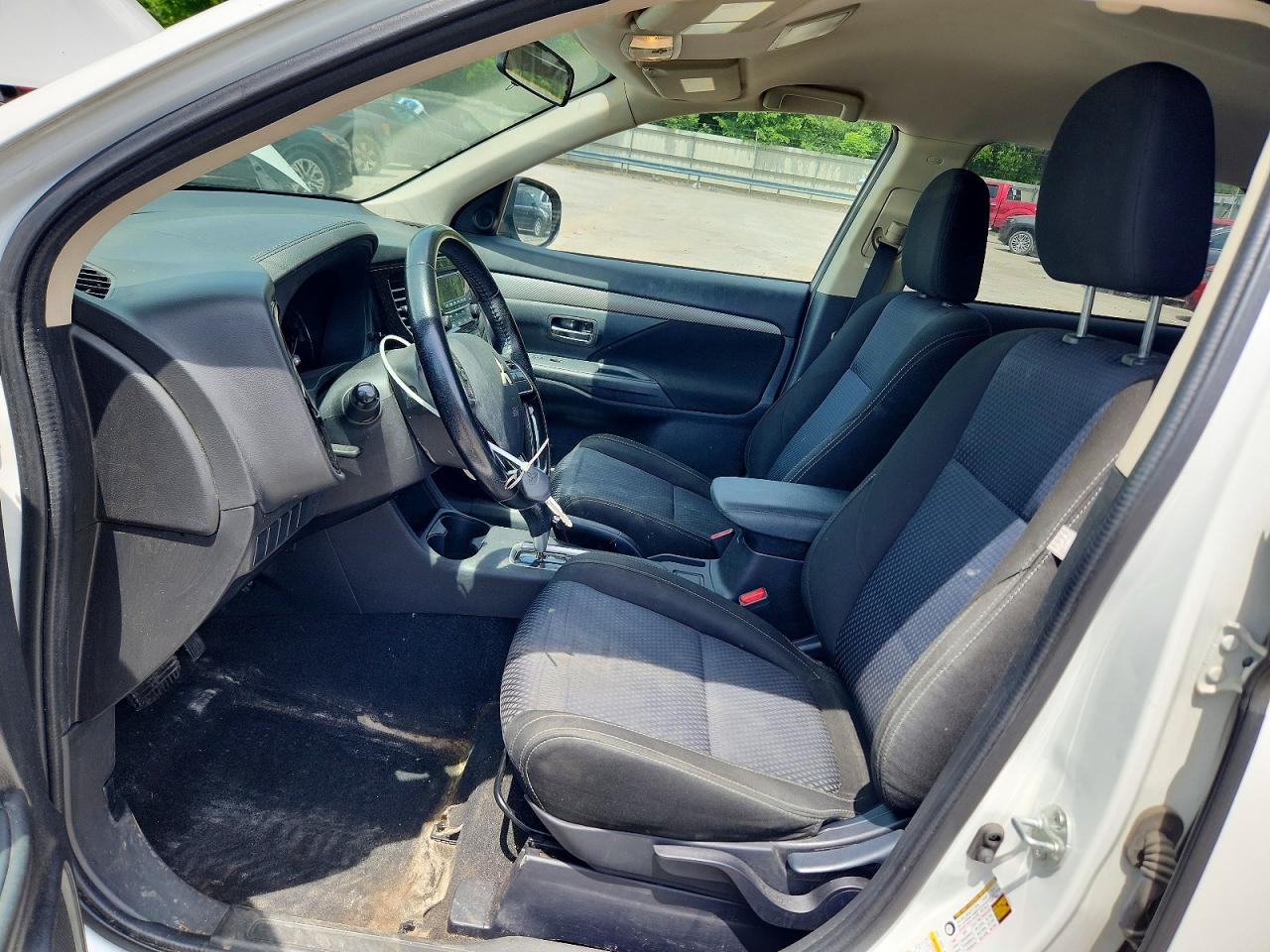 2016 MITSUBISHI OUTLANDER SE photo 13