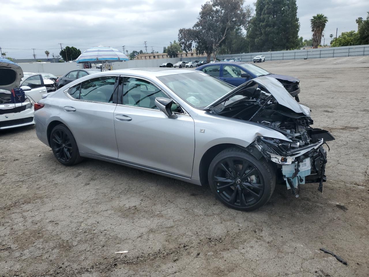 2024 LEXUS ES 300H F SPORT HANDLING photo 7