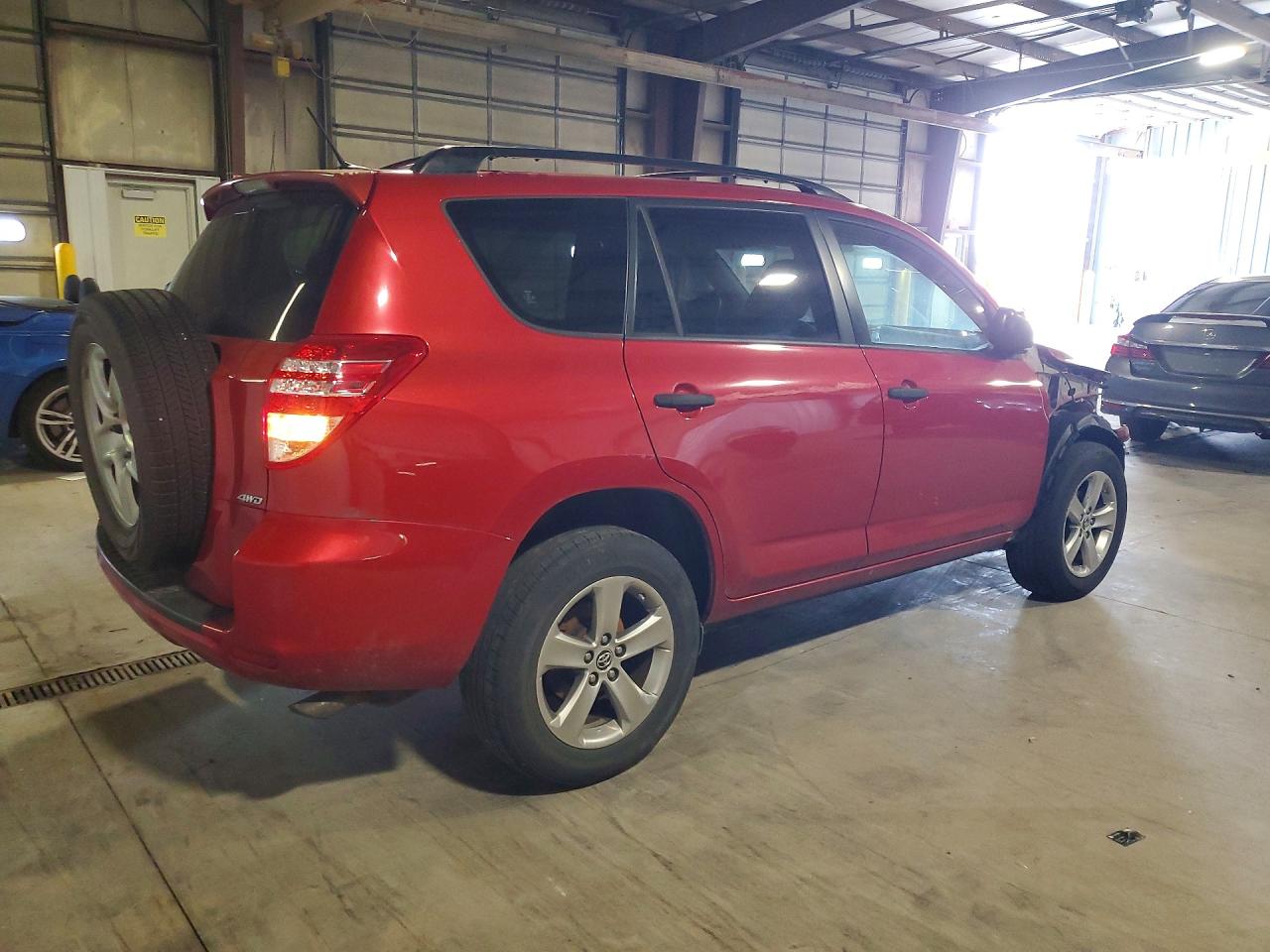 2010 TOYOTA RAV4 BASE photo 3