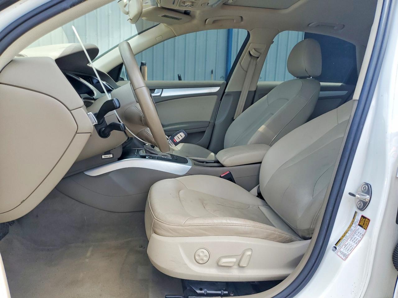 2011 AUDI A4 PREMIUM photo 13