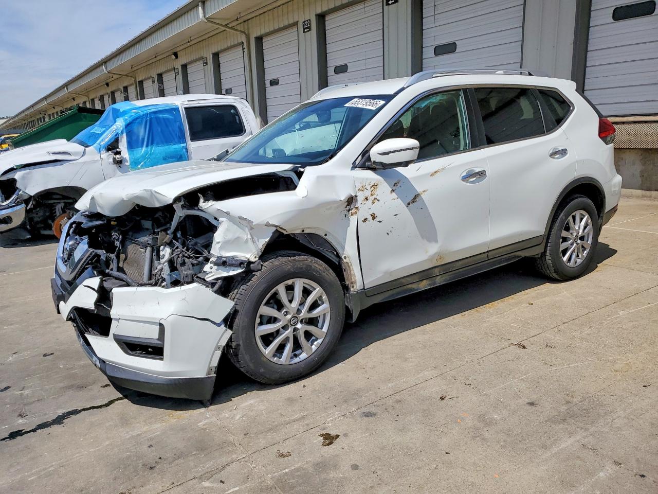 2017 NISSAN ROGUE