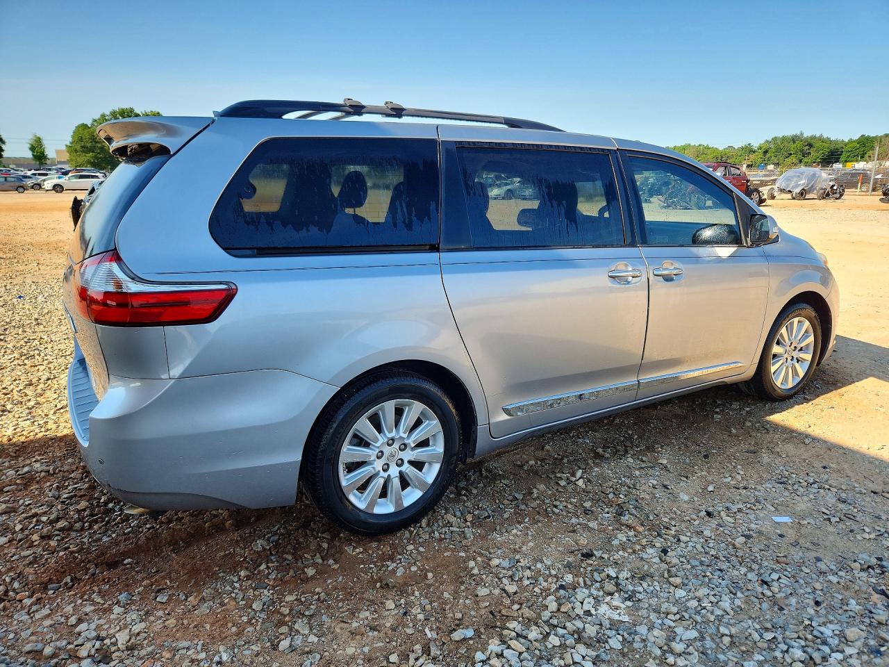 2015 TOYOTA SIENNA LIMITED 7-PASSENGER photo 7
