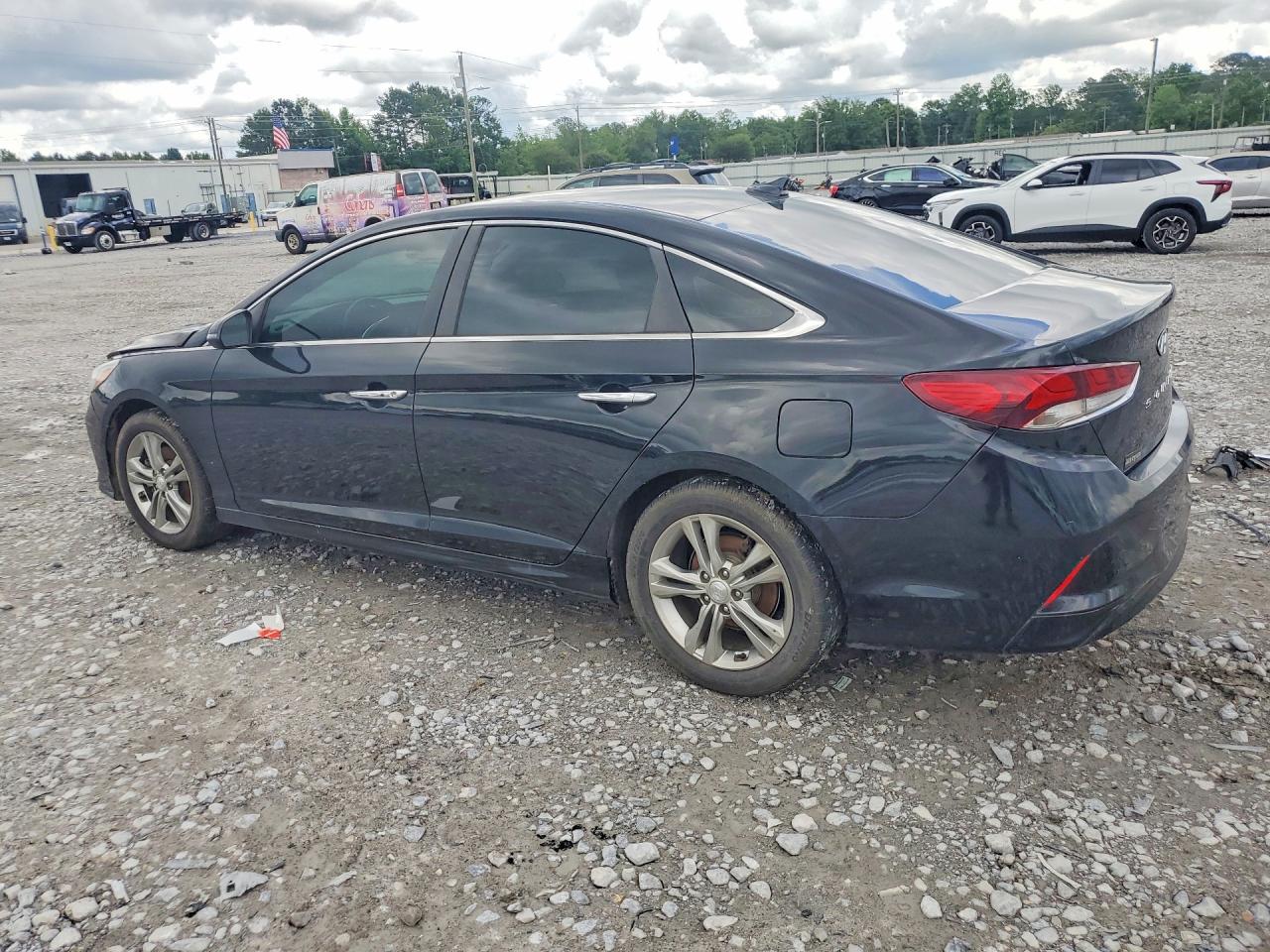 2018 HYUNDAI SONATA SEL photo 3