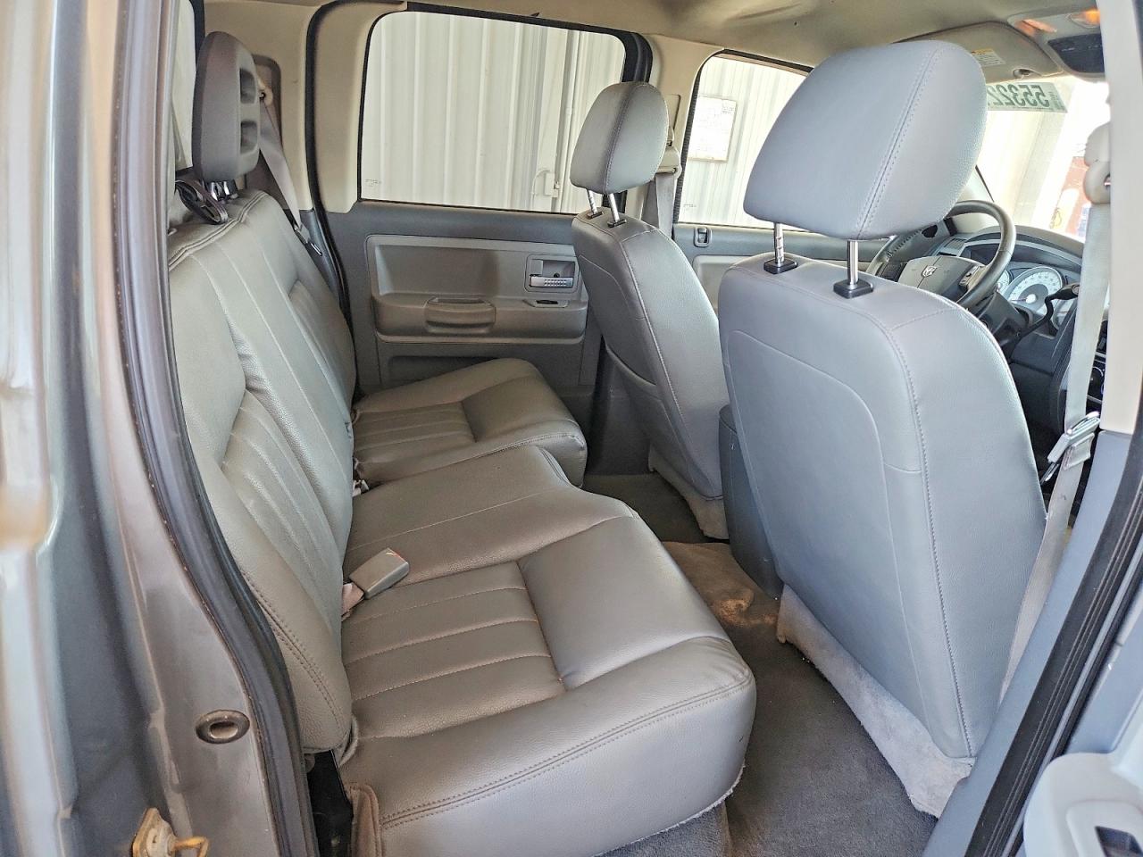 2005 DODGE DAKOTA QUAD LARAMIE photo 19