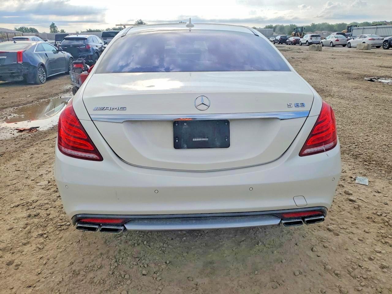 2017 MERCEDES-BENZ S 63 AMG photo 11