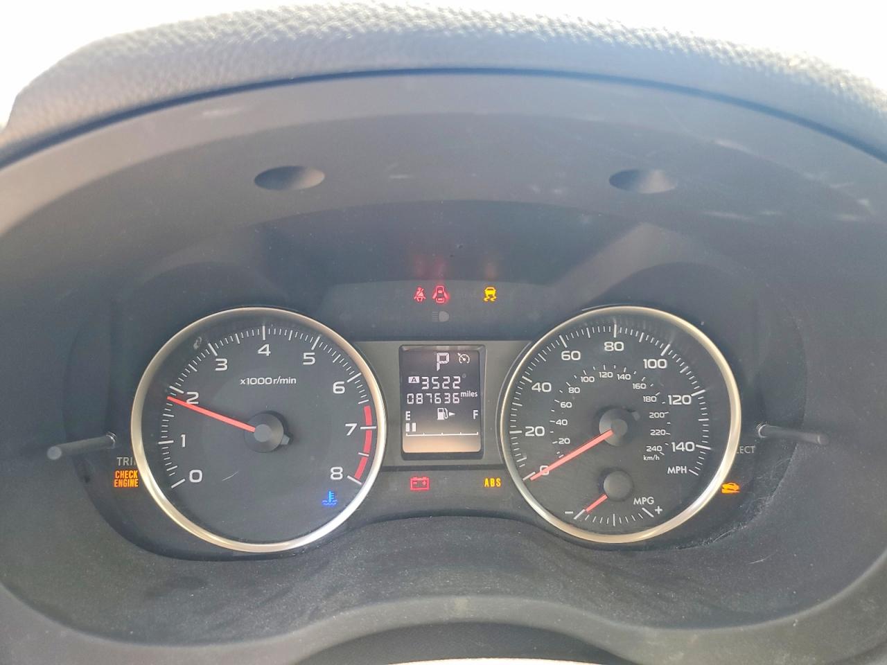2016 SUBARU IMPREZA photo 9