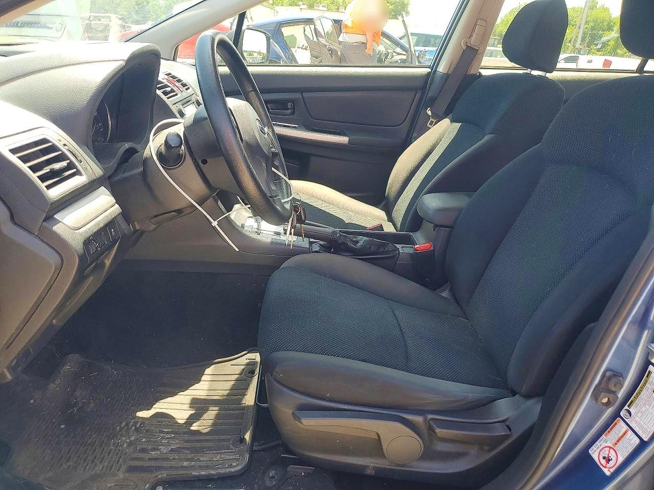 2016 SUBARU IMPREZA photo 7