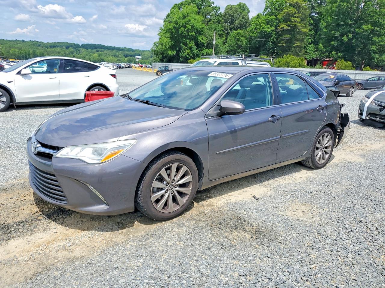 2015 TOYOTA CAMRY
