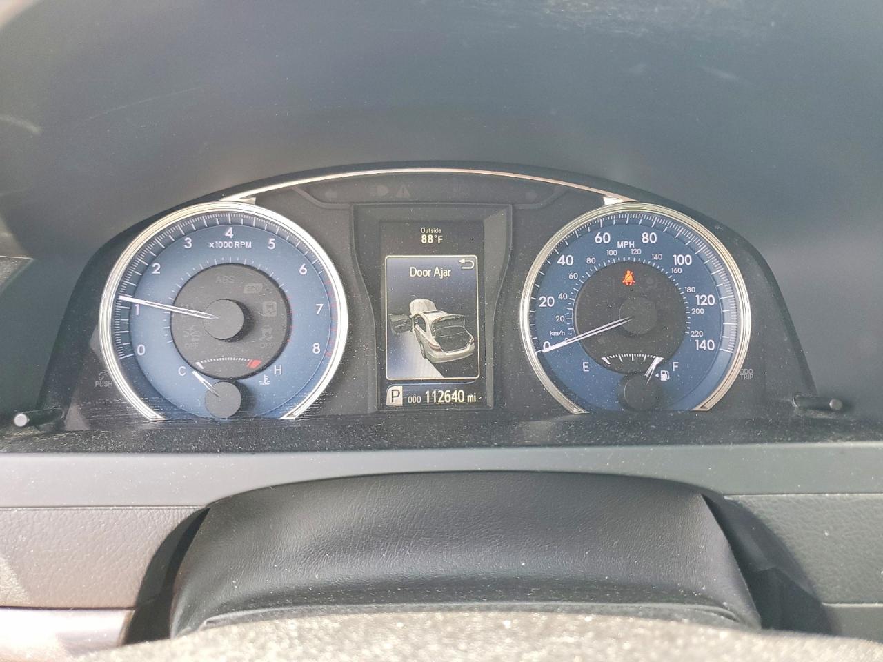 2015 TOYOTA CAMRY XLE V6 photo 25