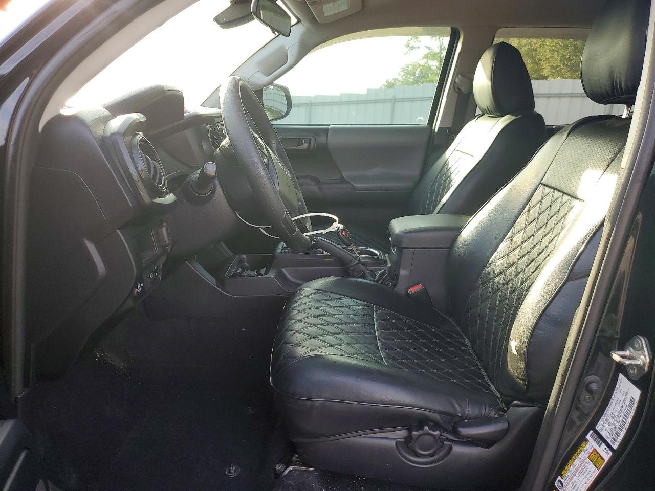 2019 TOYOTA TACOMA SR V6 photo 19