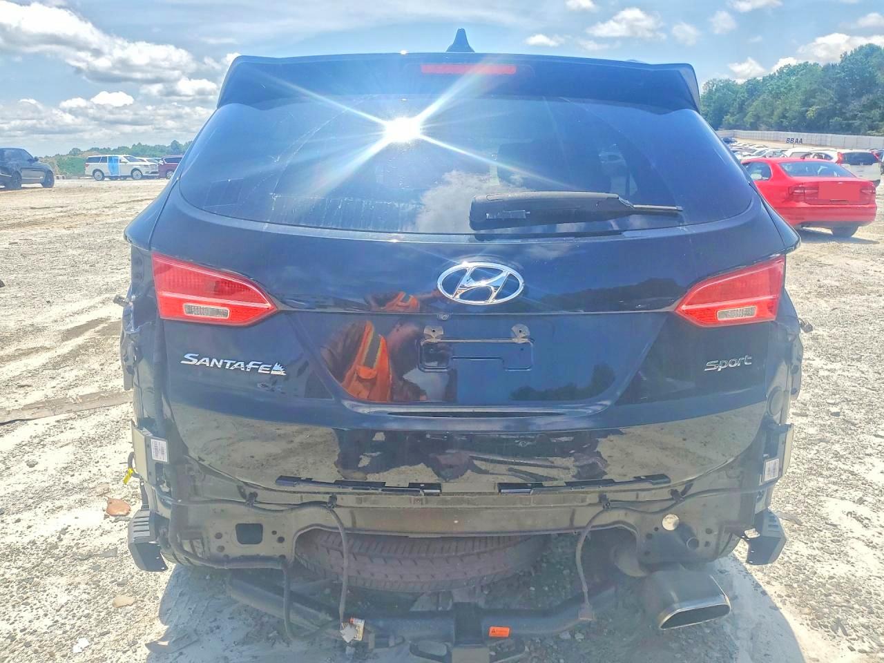 2015 HYUNDAI SANTA FE SPORT 2.4L photo 16
