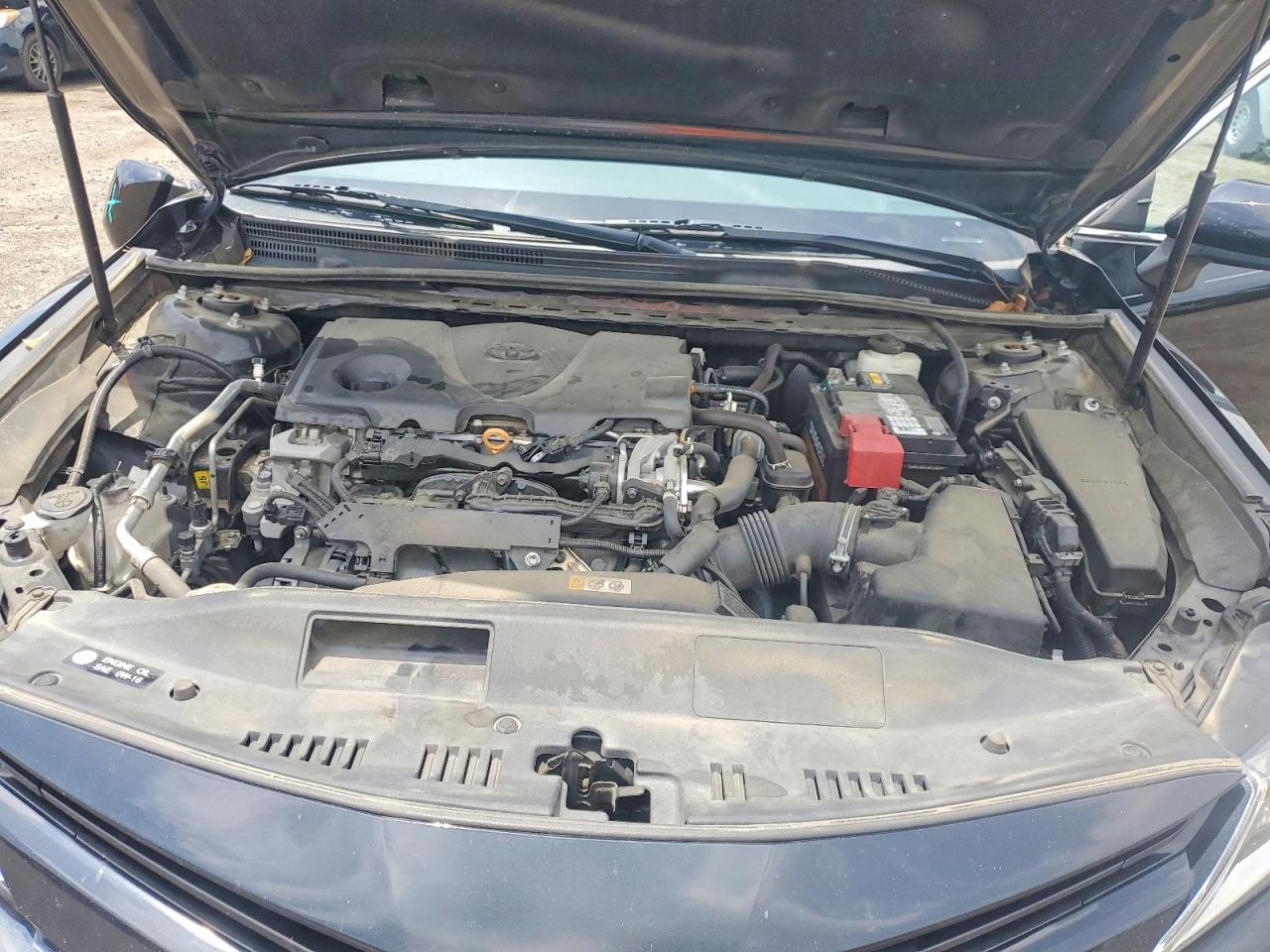 2020 TOYOTA CAMRY LE photo 11