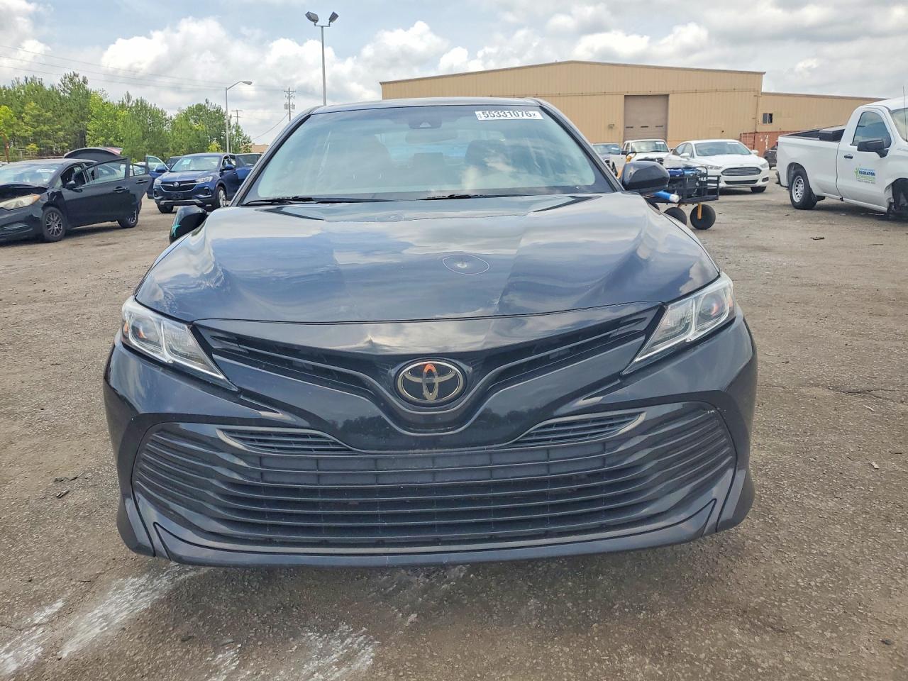 2020 TOYOTA CAMRY LE photo 5