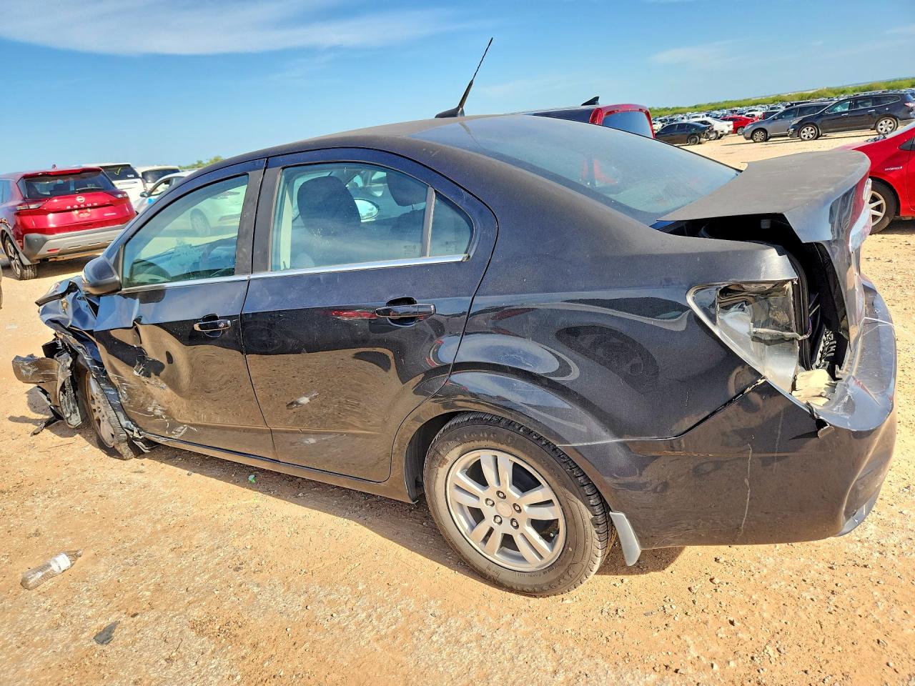2014 CHEVROLET SONIC LT photo 2