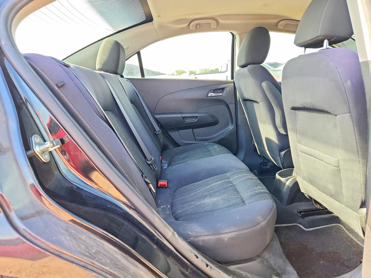2014 CHEVROLET SONIC LT photo 10