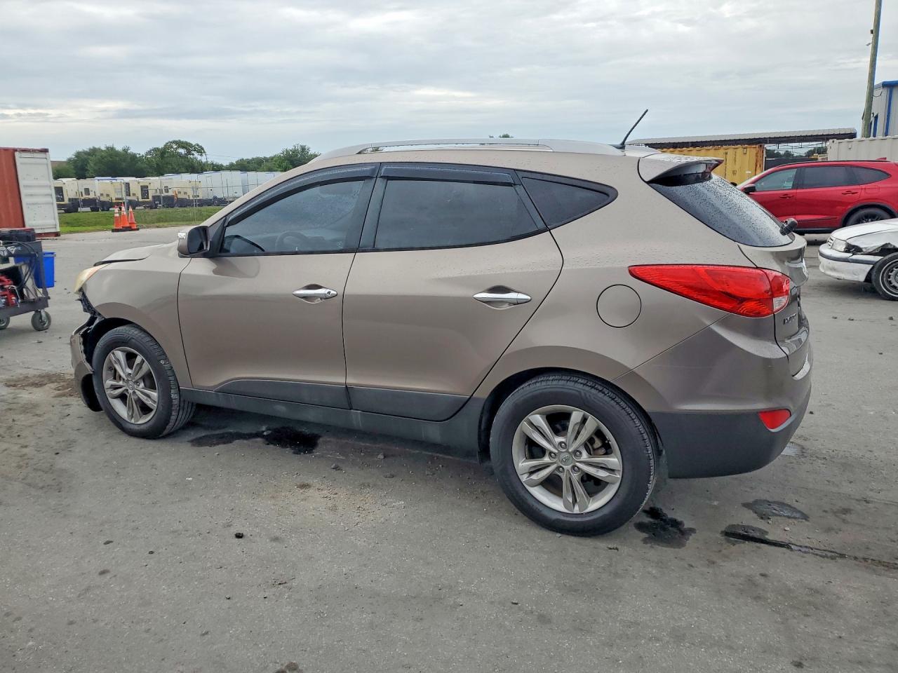 2013 HYUNDAI TUCSON GLS photo 4