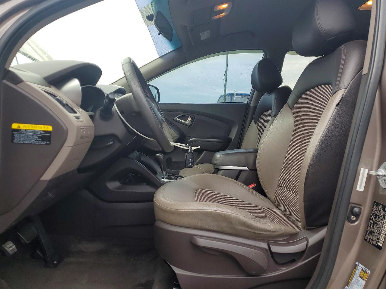 2013 HYUNDAI TUCSON GLS photo 19