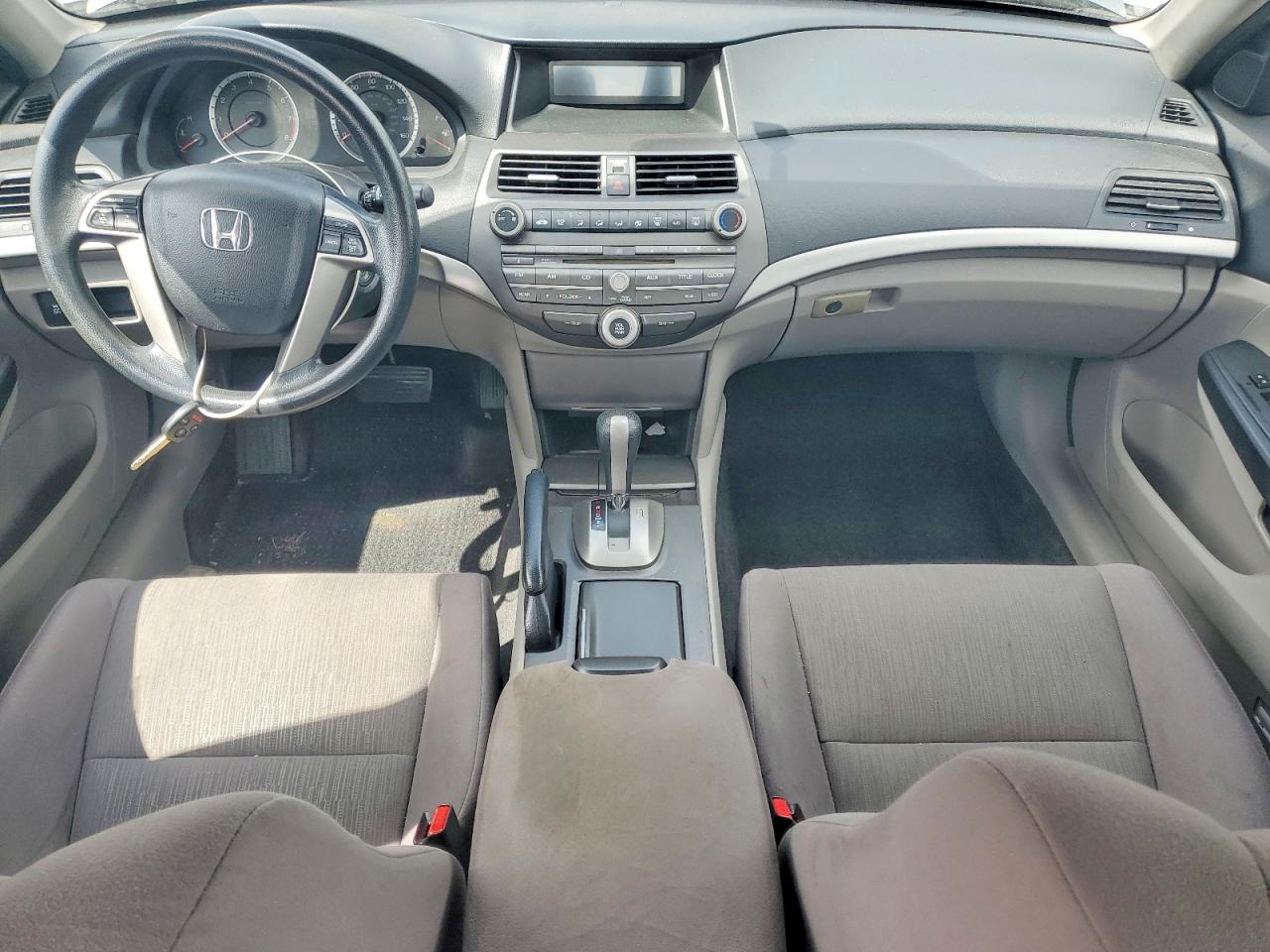 2011 HONDA ACCORD LX photo 8