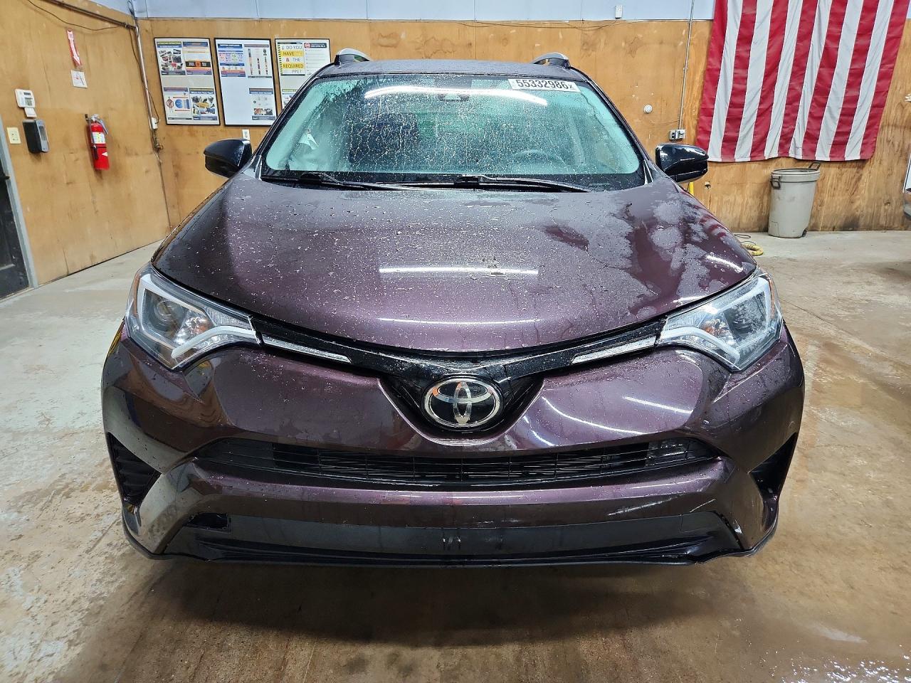 2018 TOYOTA RAV4 LE photo 9