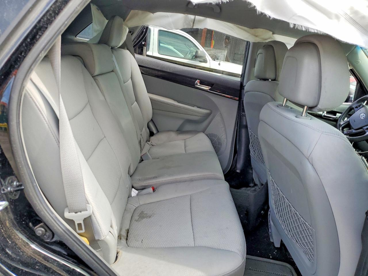 2013 KIA SORENTO LX photo 19