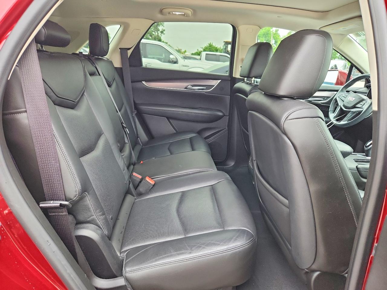 2017 CADILLAC XT5 LUXURY photo 28