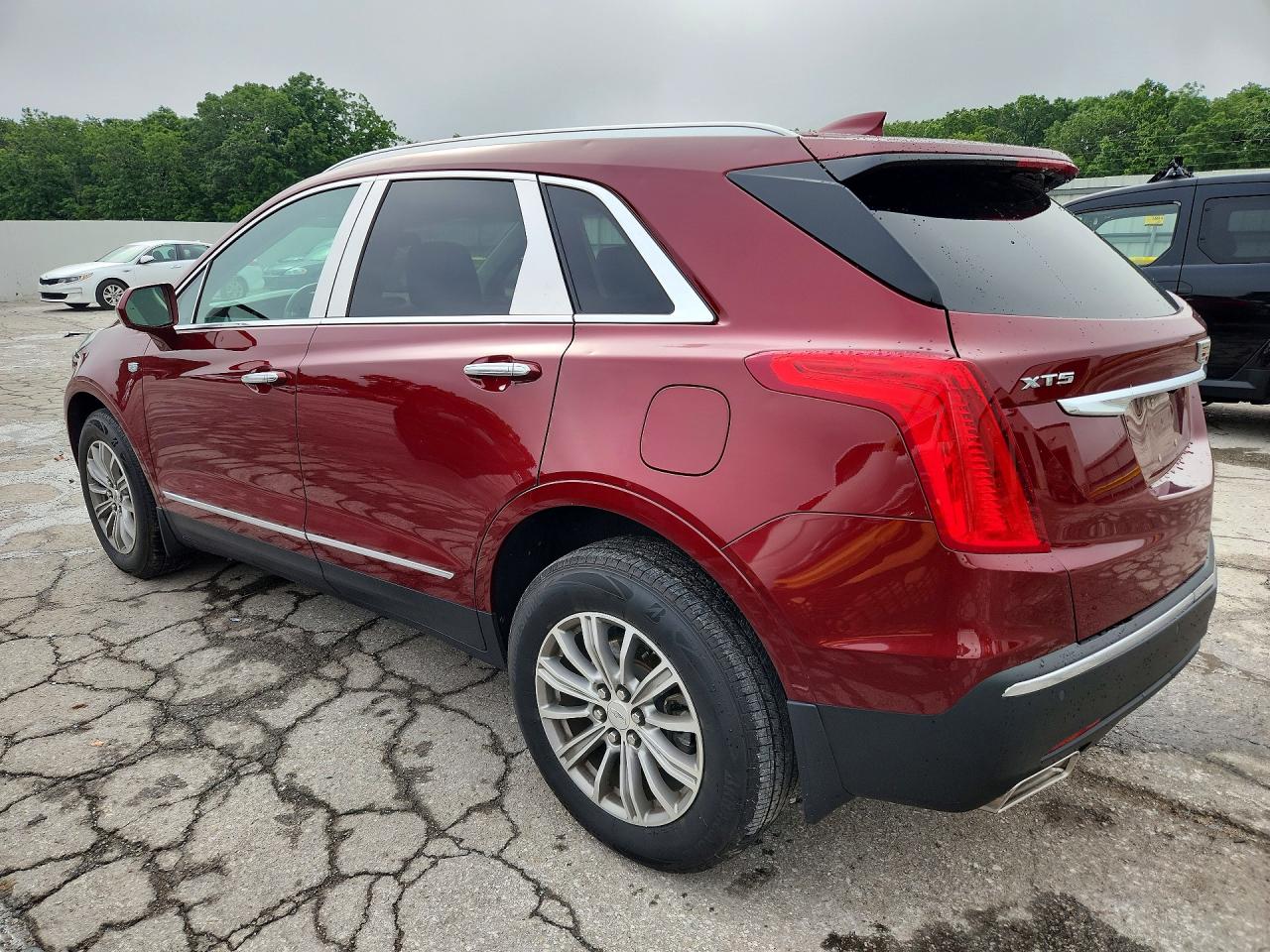 2017 CADILLAC XT5 LUXURY photo 4