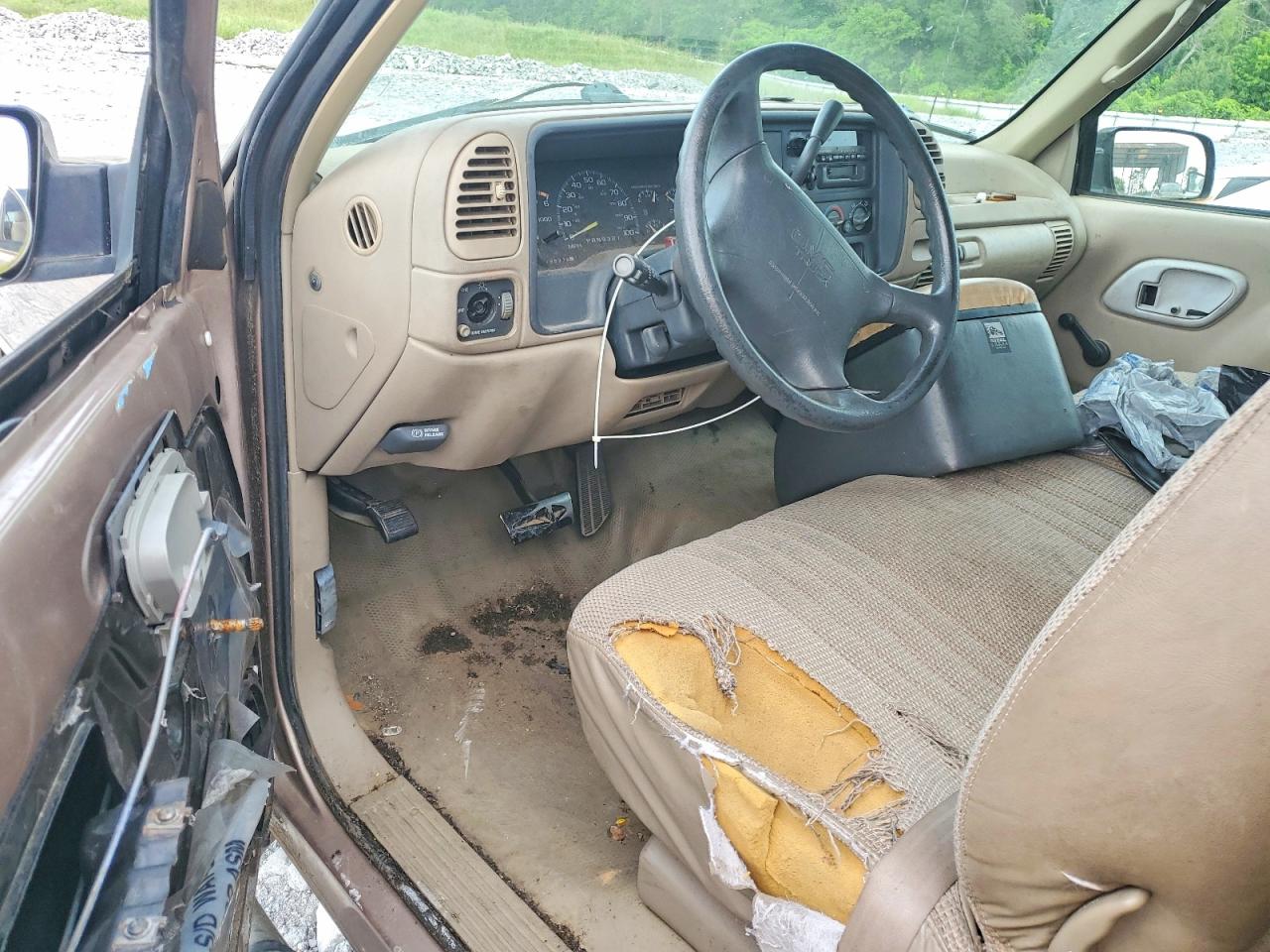 1996 GMC SIERRA C1500 photo 8