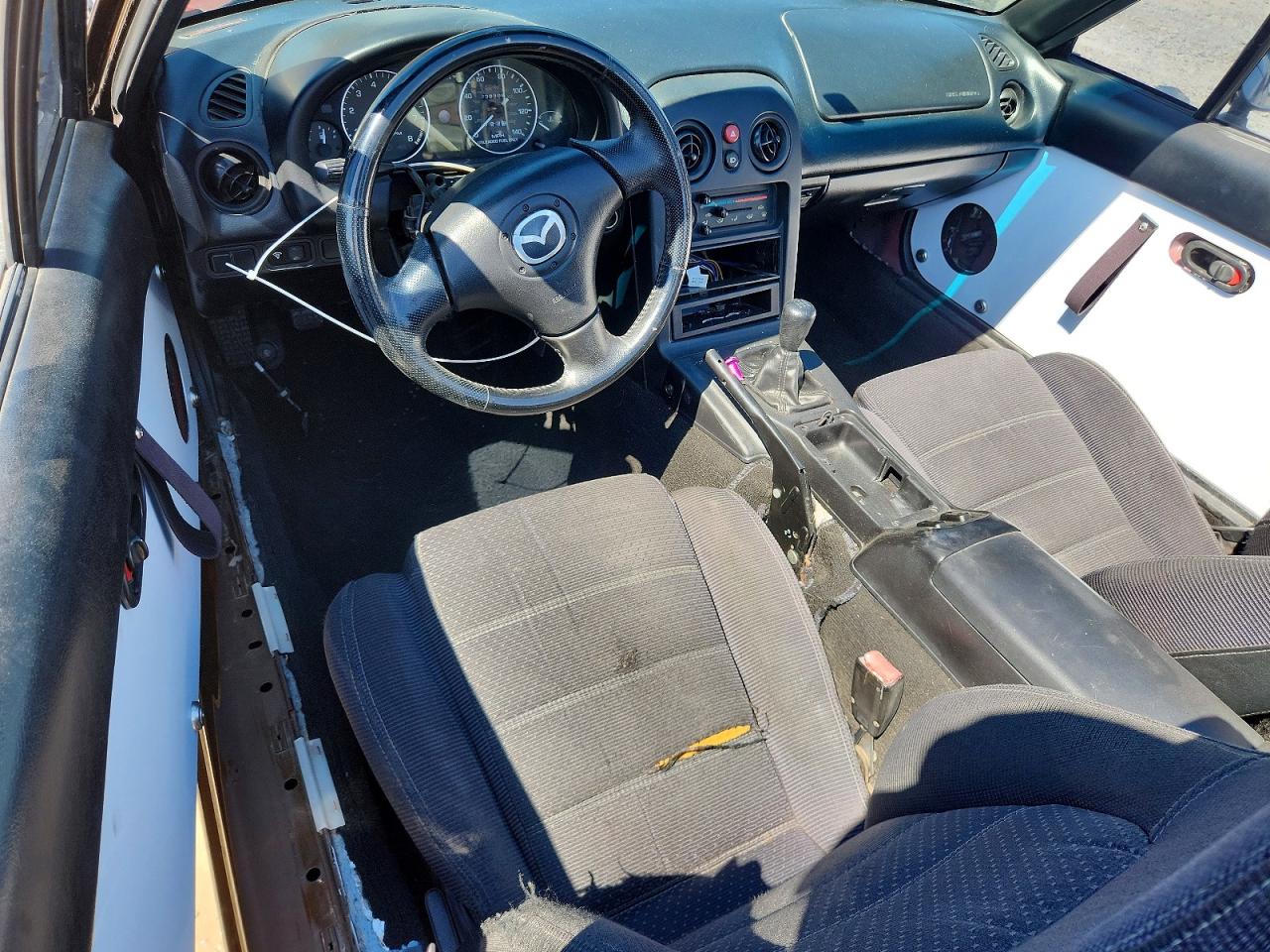 1995 MAZDA MX-5 MIATA photo 8