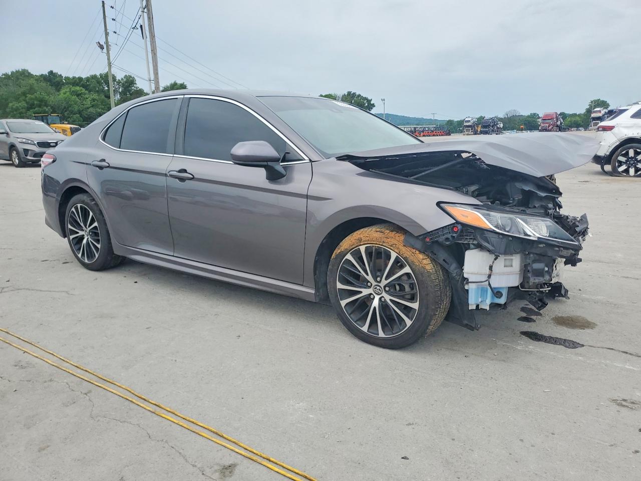 2020 TOYOTA CAMRY SE photo 7