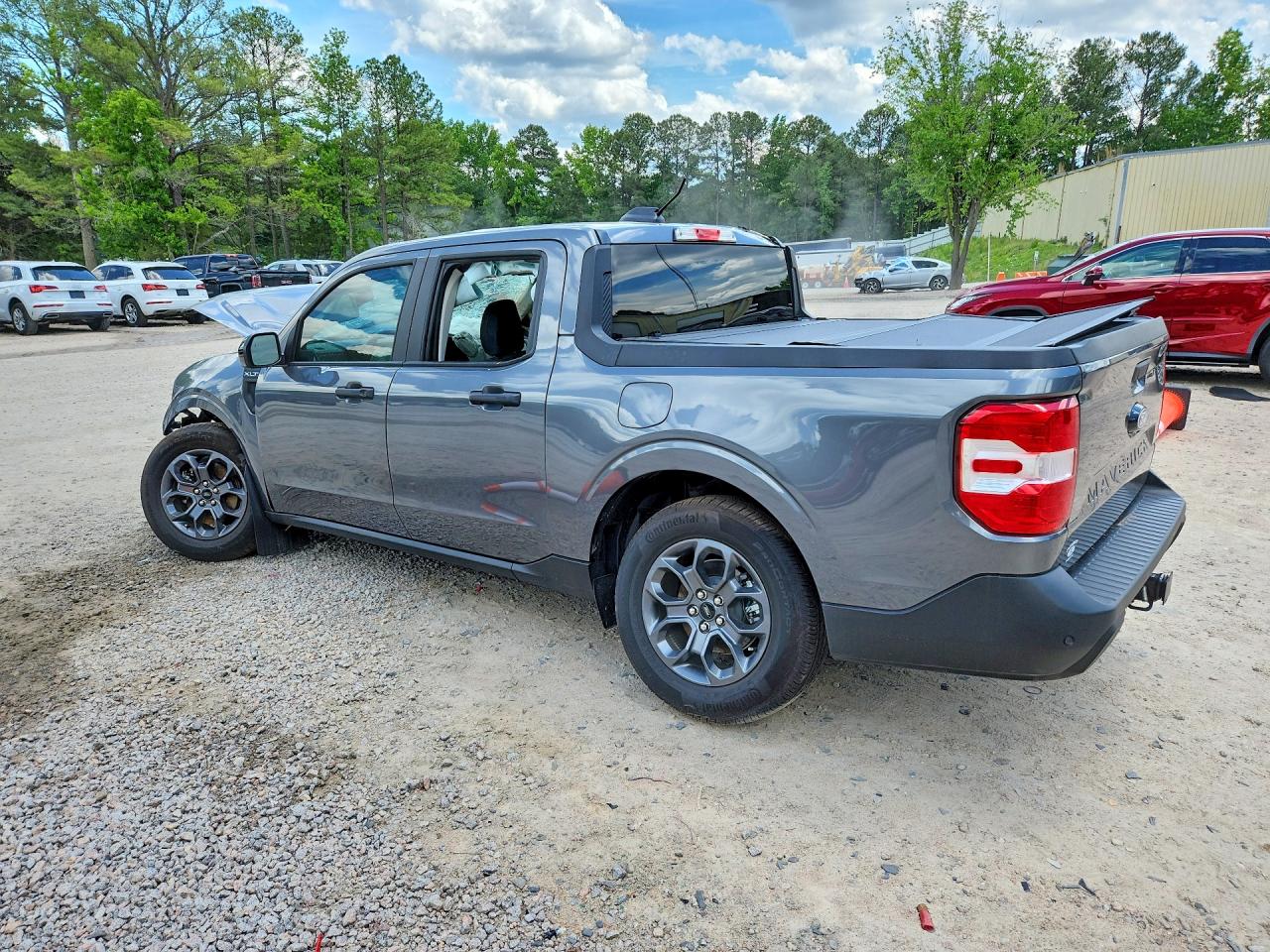 2025 FORD MAVERICK XLT photo 3