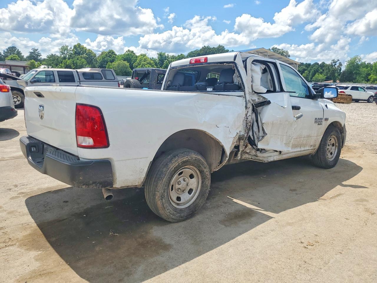 2022 RAM 1500 CLASSIC TRADESMAN photo 5