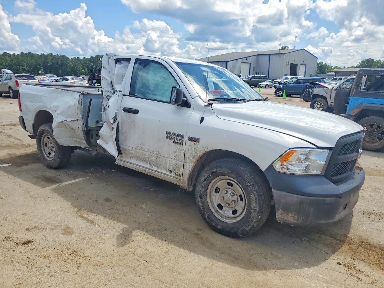 2022 RAM 1500 CLASSIC TRADESMAN photo 7