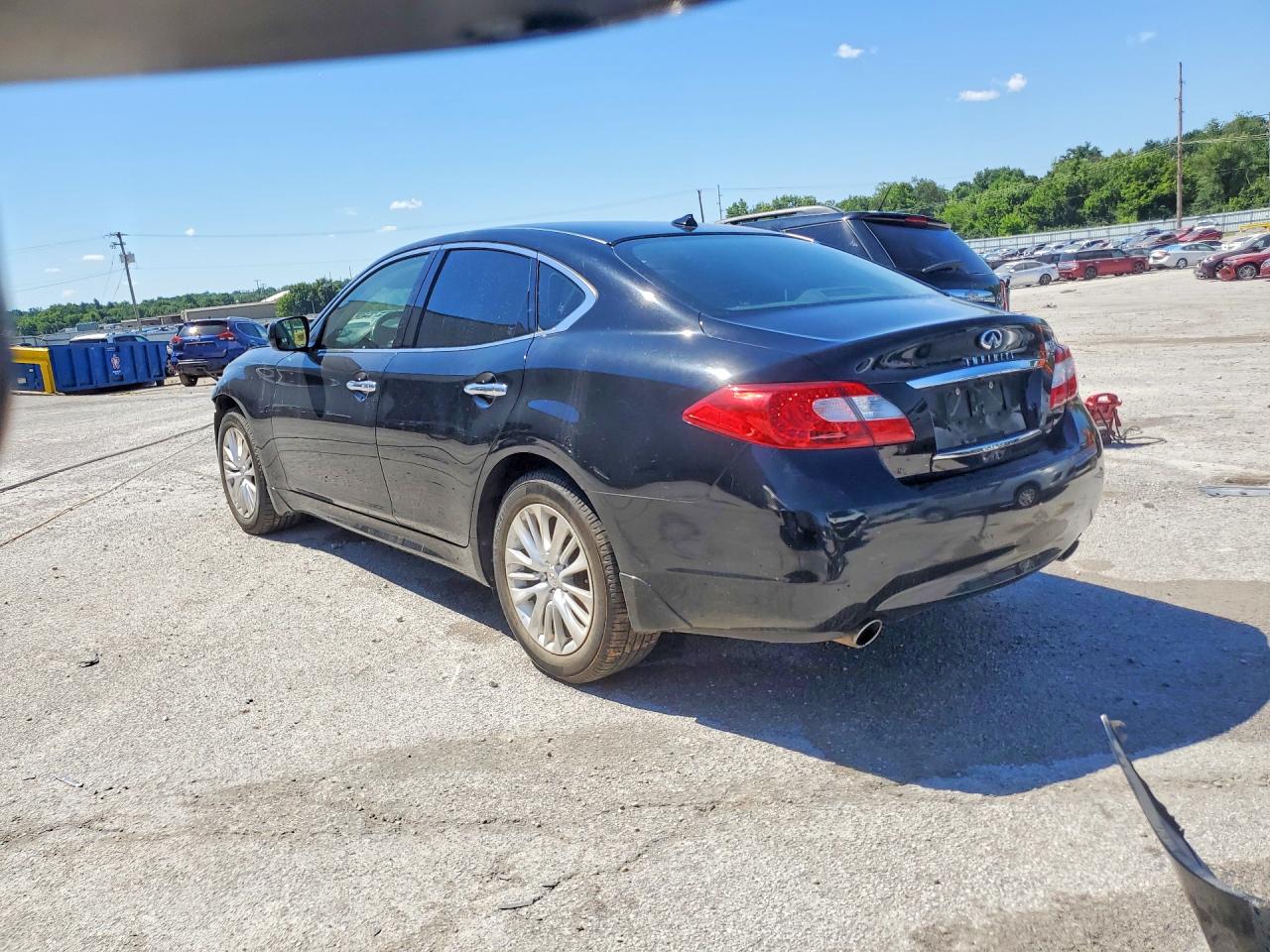 2012 INFINITI M37 X photo 2