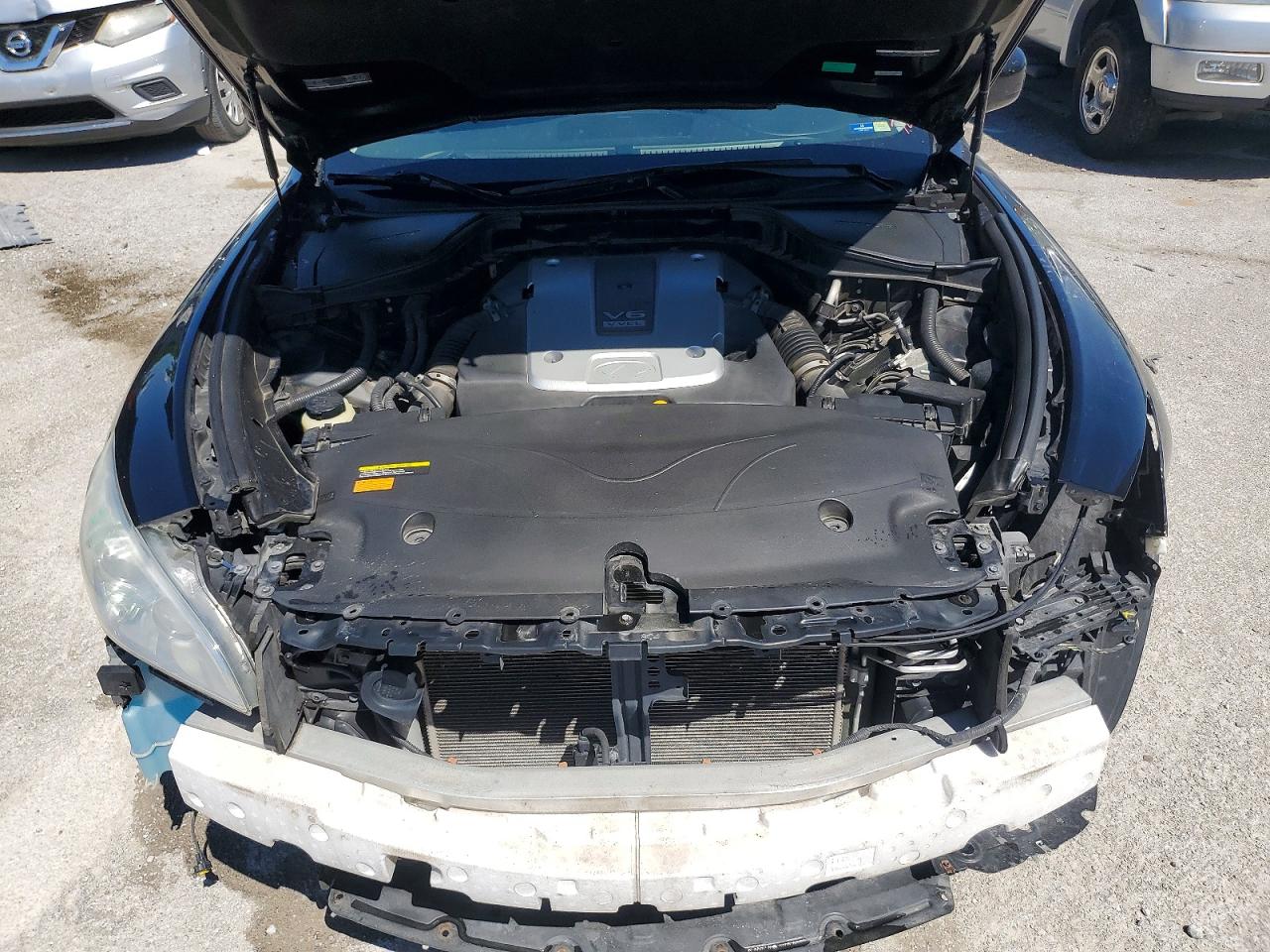 2012 INFINITI M37 X photo 11