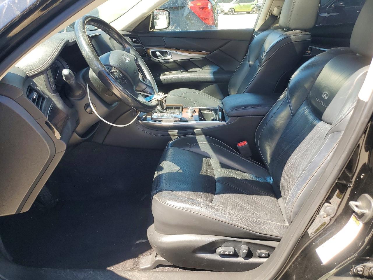 2012 INFINITI M37 X photo 7