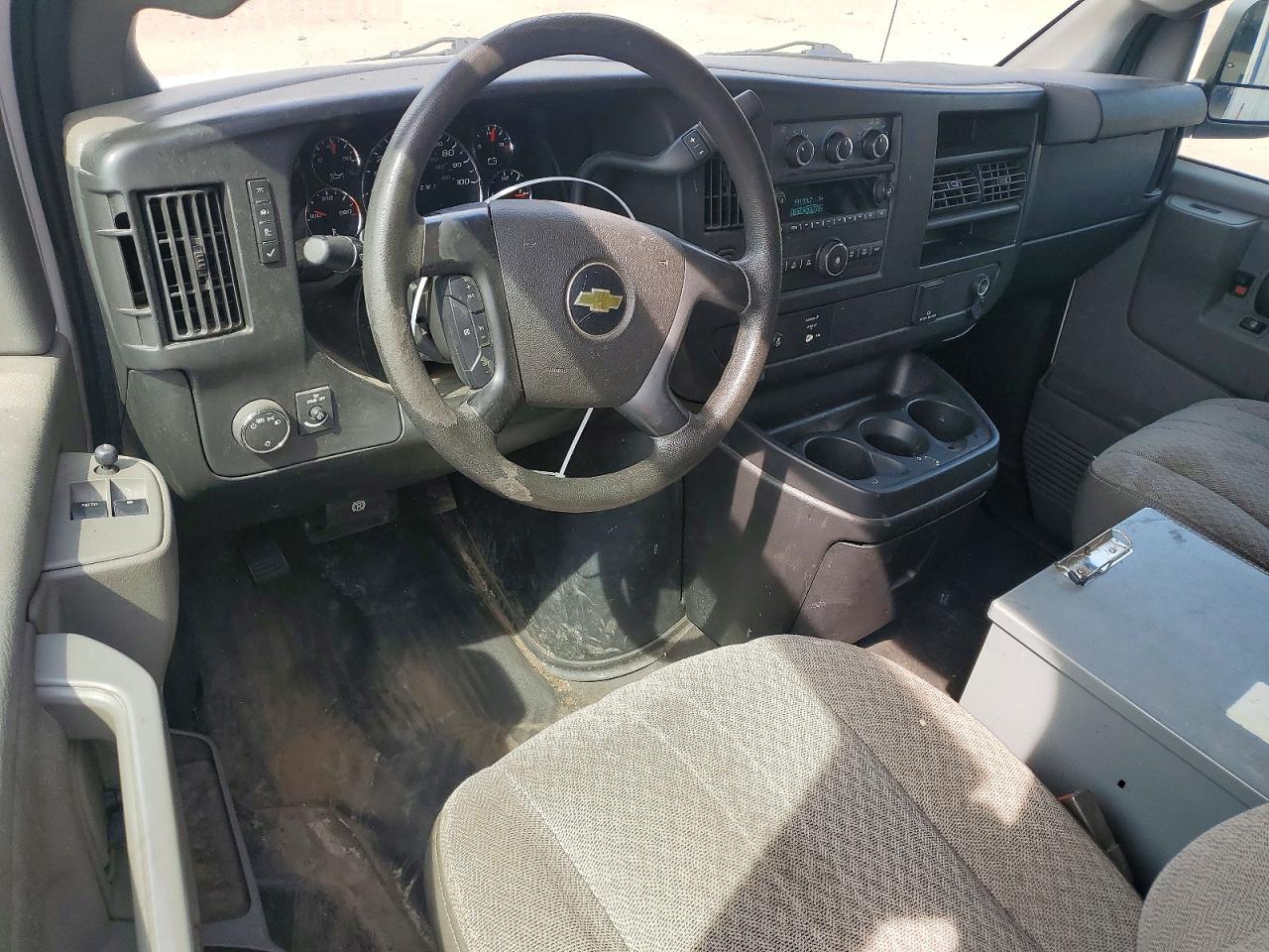 2016 CHEVROLET EXPRESS G3500 photo 22