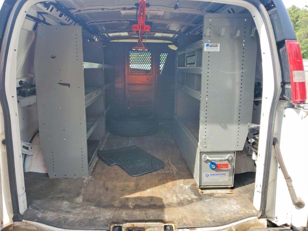 2016 CHEVROLET EXPRESS G3500 photo 28