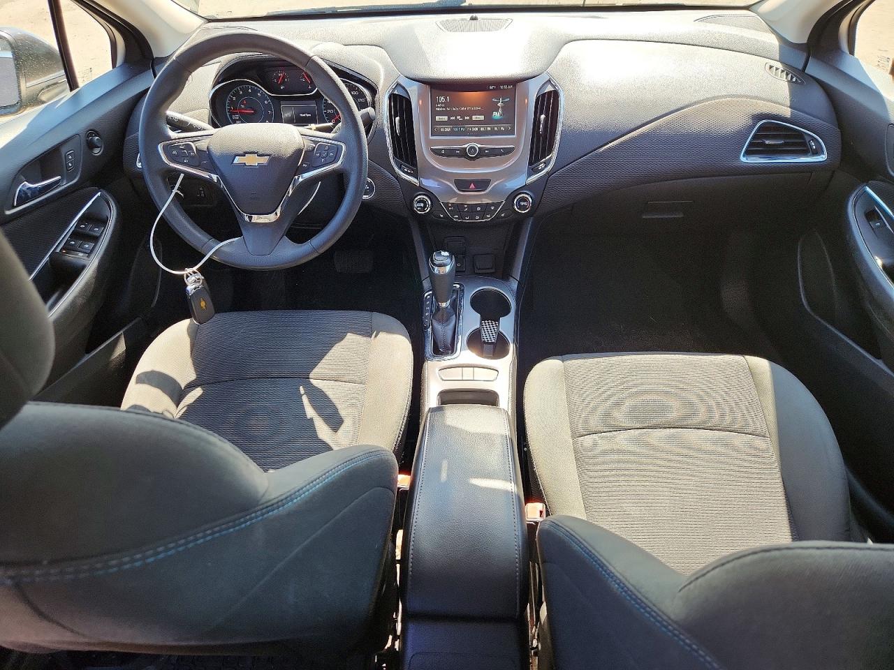 2017 CHEVROLET CRUZE LT photo 15