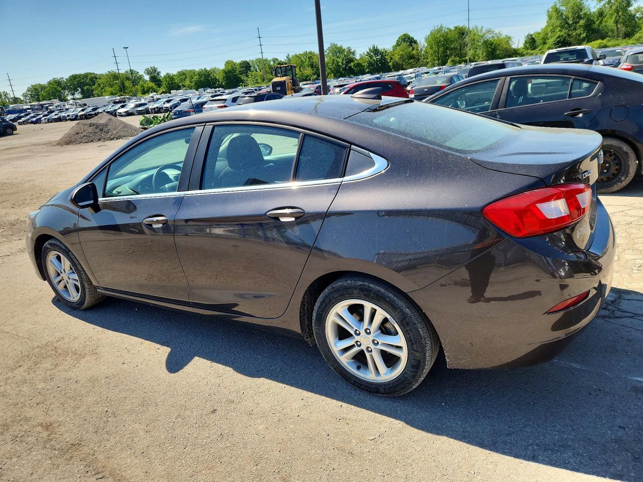 2017 CHEVROLET CRUZE LT photo 3