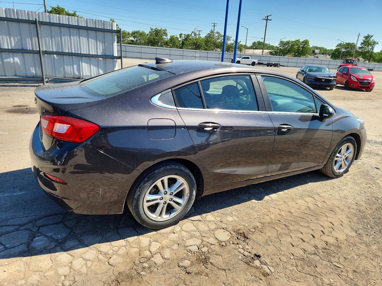 2017 CHEVROLET CRUZE LT photo 5