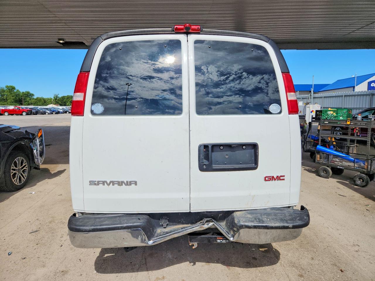 2003 GMC SAVANA G3500 DELIVERY VAN photo 11