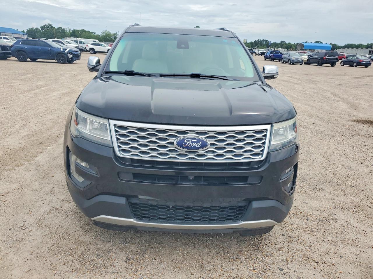2016 FORD EXPLORER PLATINUM photo 9